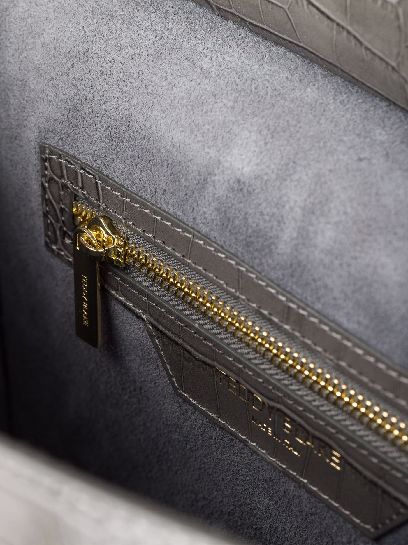 Gigi Croco  11" - Grey