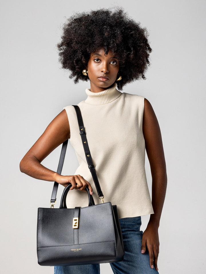 8101-PAM-LOLA-BLACKRED-GOLD-